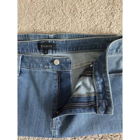 Talbots Size 16 XL Denim Skirt Floral‎ Embroidery Blue Pockets Casual Summer - Picture 3 of 5
